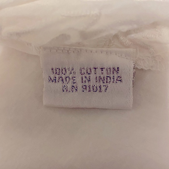 Elegant White Embroidered Women's Coverup - Picture 6 of 6